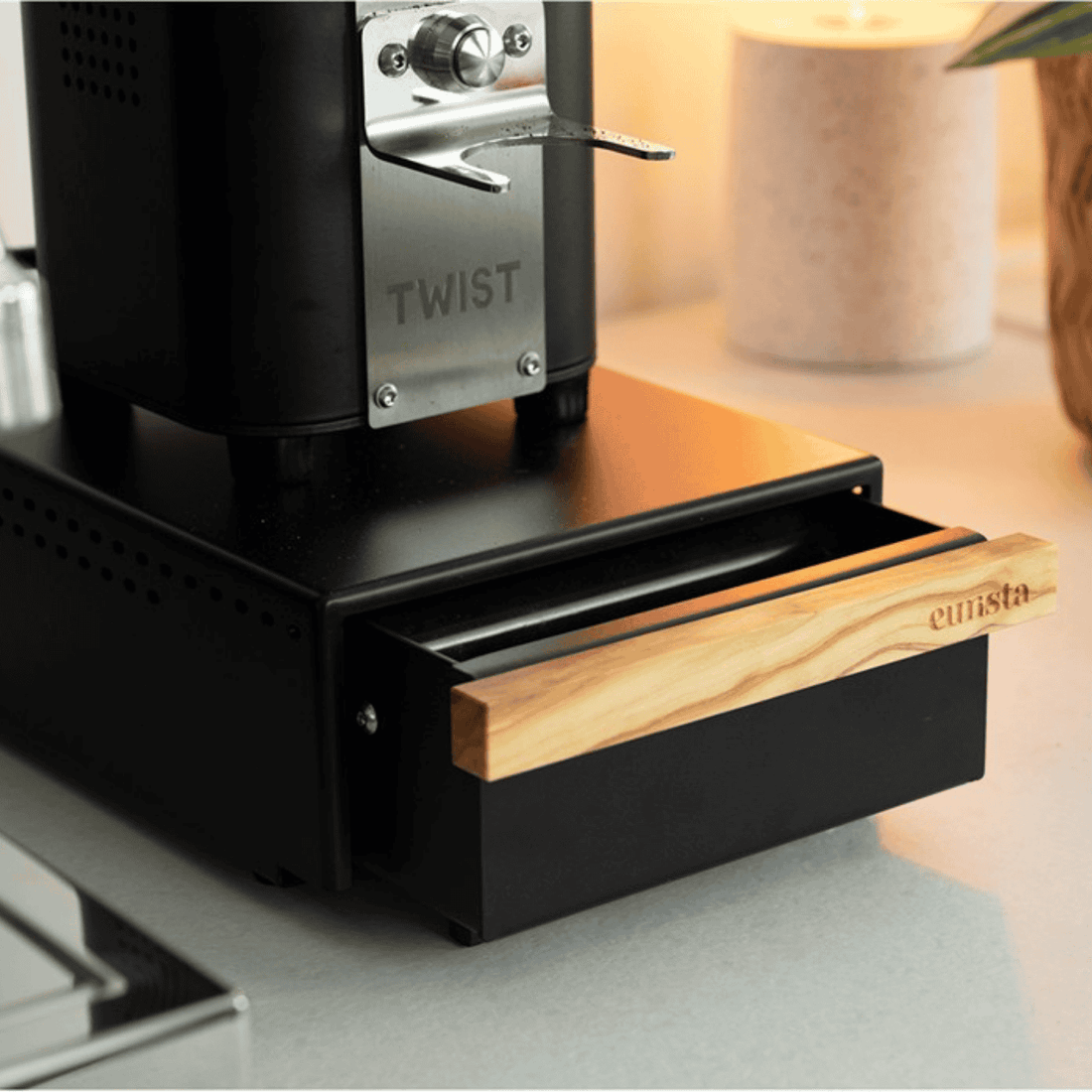 Eurista - Ausklopfschublade "M"