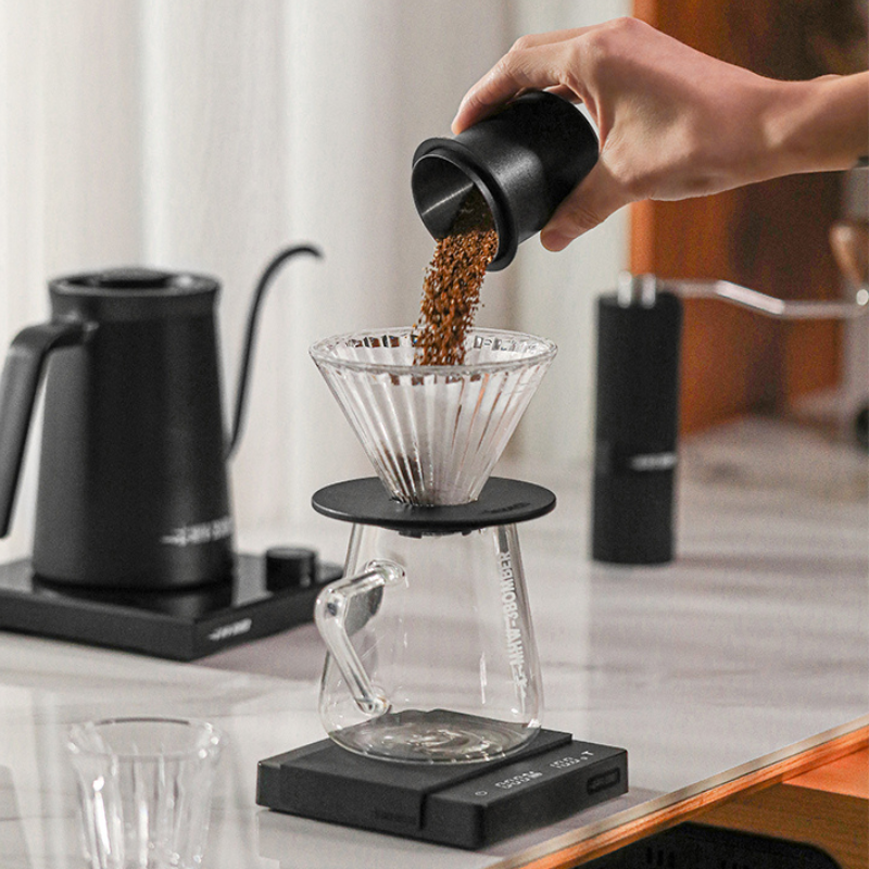 MHW-3Bomber Dosing Cup schwarz, Kaffeebehälter für präzise Espresso-Portionierung